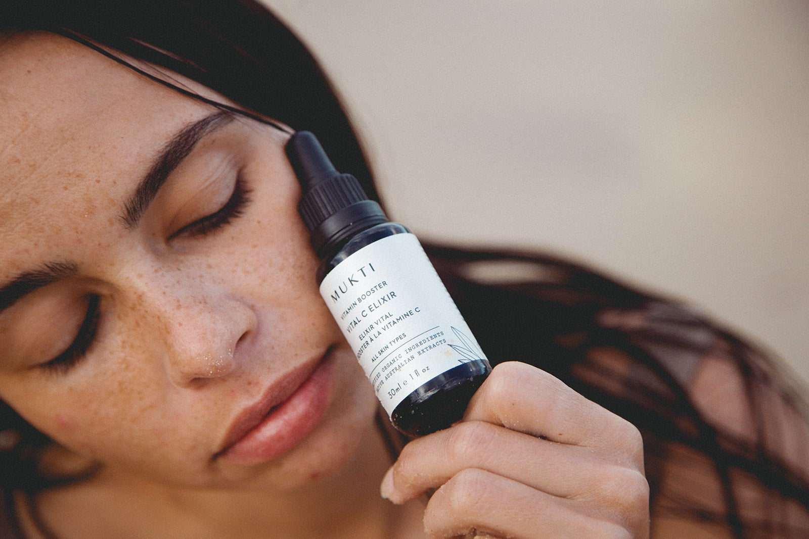 12 Common Ingredients to Avoid in Skincare Products - Mukti Organics