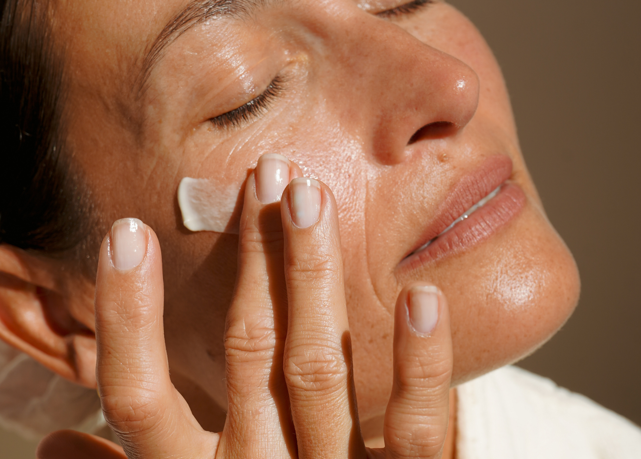 How to Get Rid of Puffy Eyes: Our Top 10 Tips